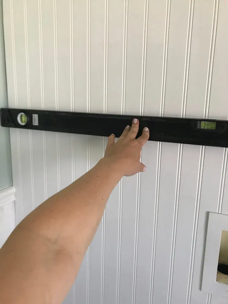 Level on top of beadboard