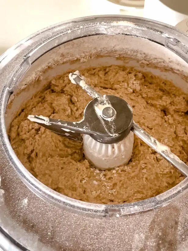 Wet dough for honey bread
