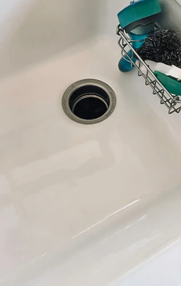 clean enameled cast iron sink