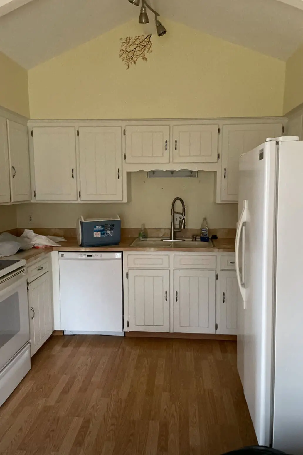 Old, dated kitchen before DIY remodel.