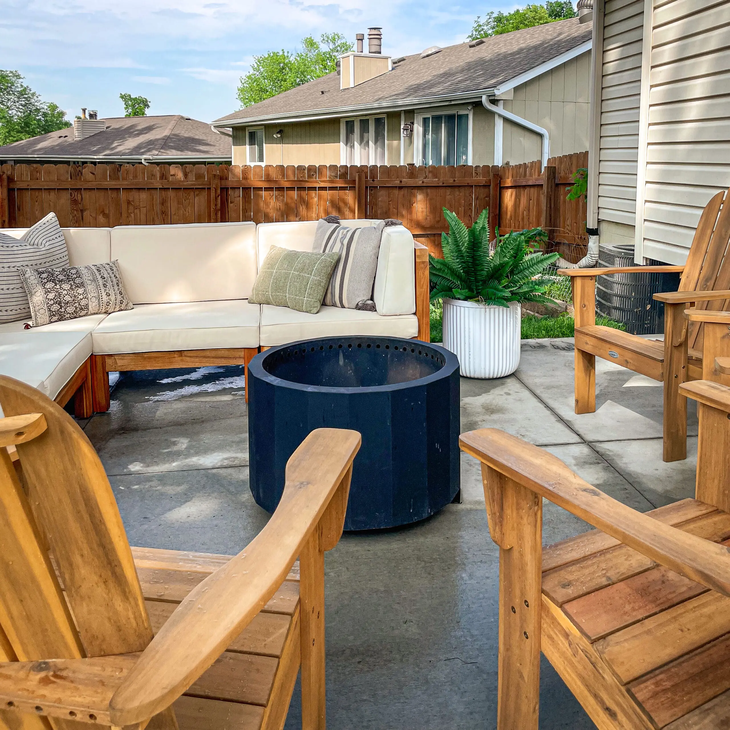 Beautiful backyard patio inspiration.