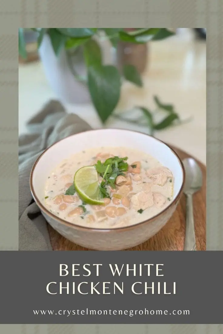 Cozy Holiday White Chicken Chili Recipe- Warm Up Your Winter