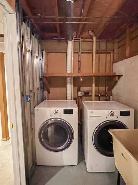 washer and dryer side by side