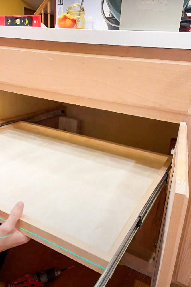 attaching drawer slides to drawer