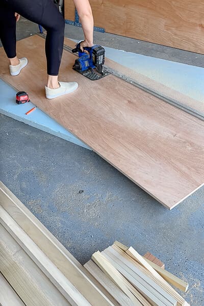 Cutting large sheet of plywood