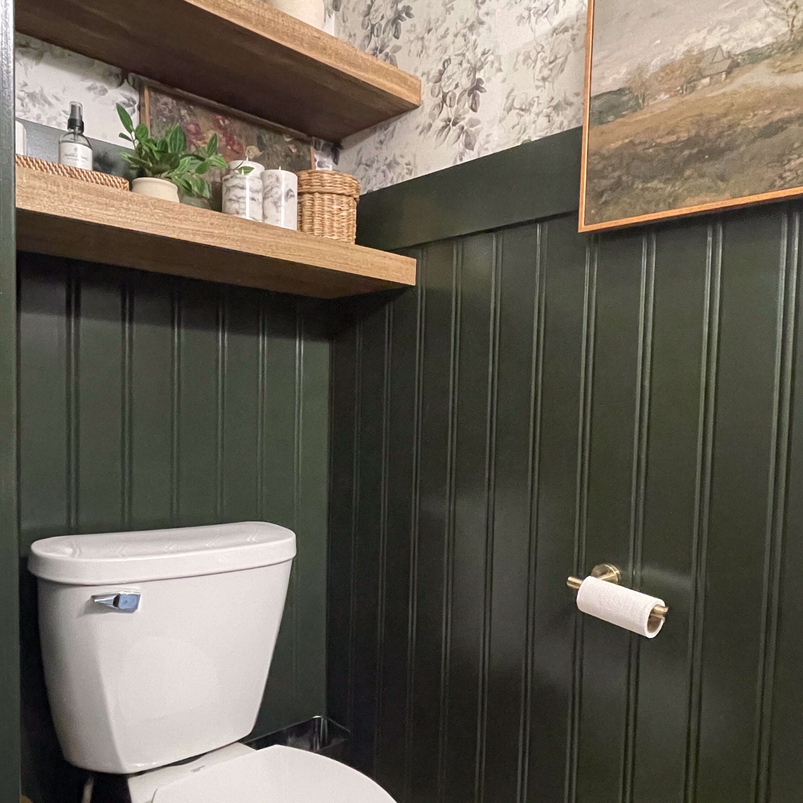 A finished and painted beadboard bathroom wall.