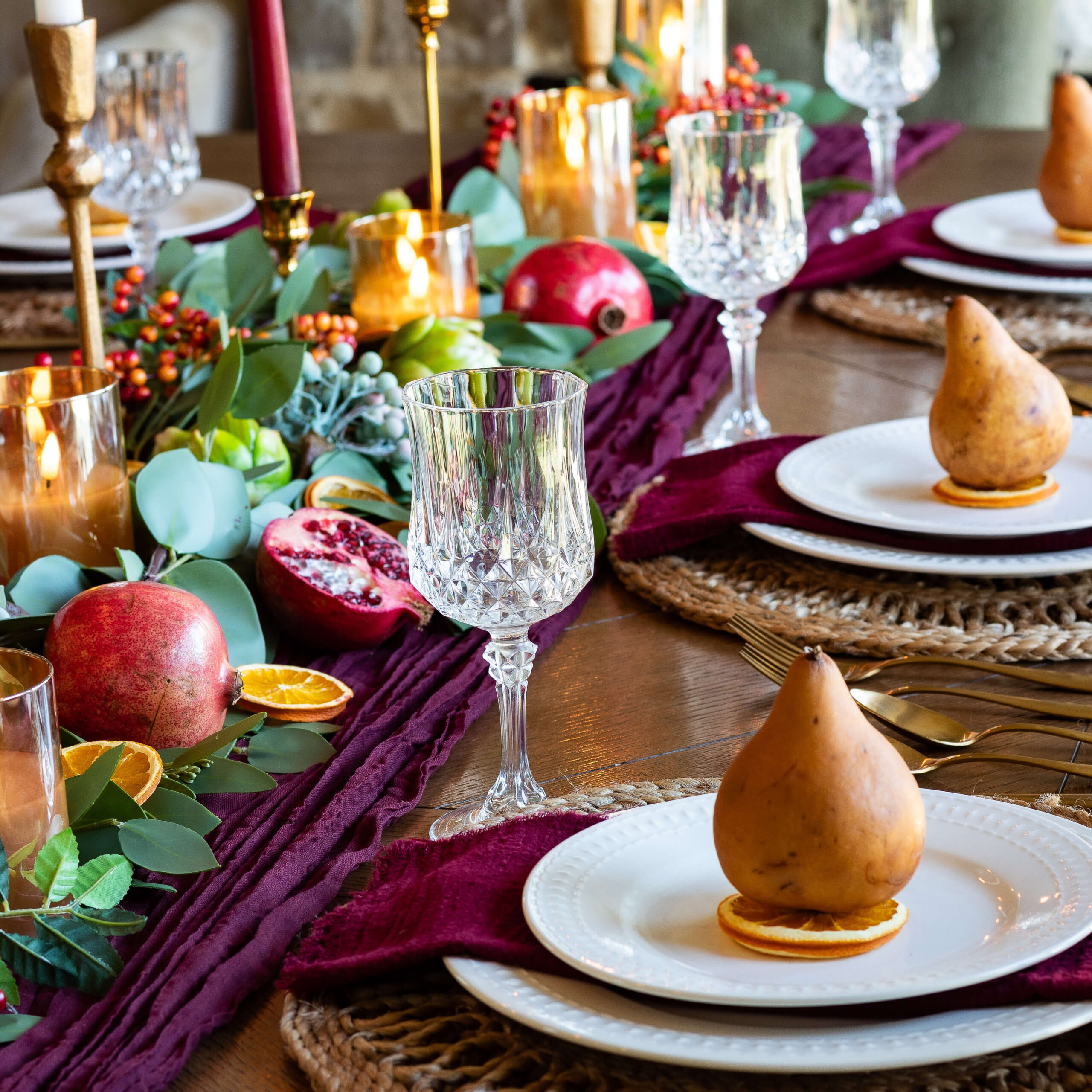 All my best tips for how to set a gorgeous tablescape for your Thanksgiving decor.