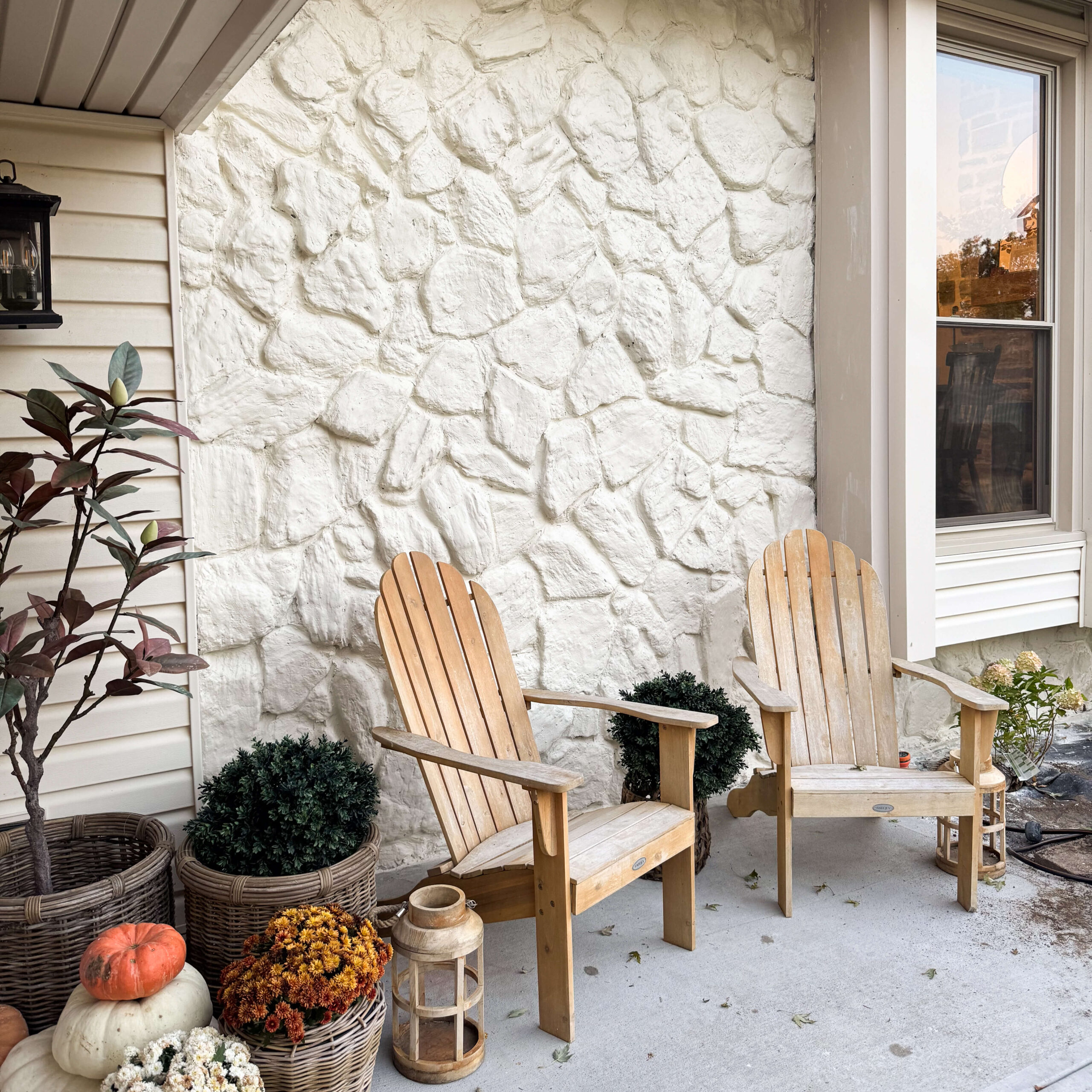 How I updated my dated and ugly 1970s exterior rock siding.