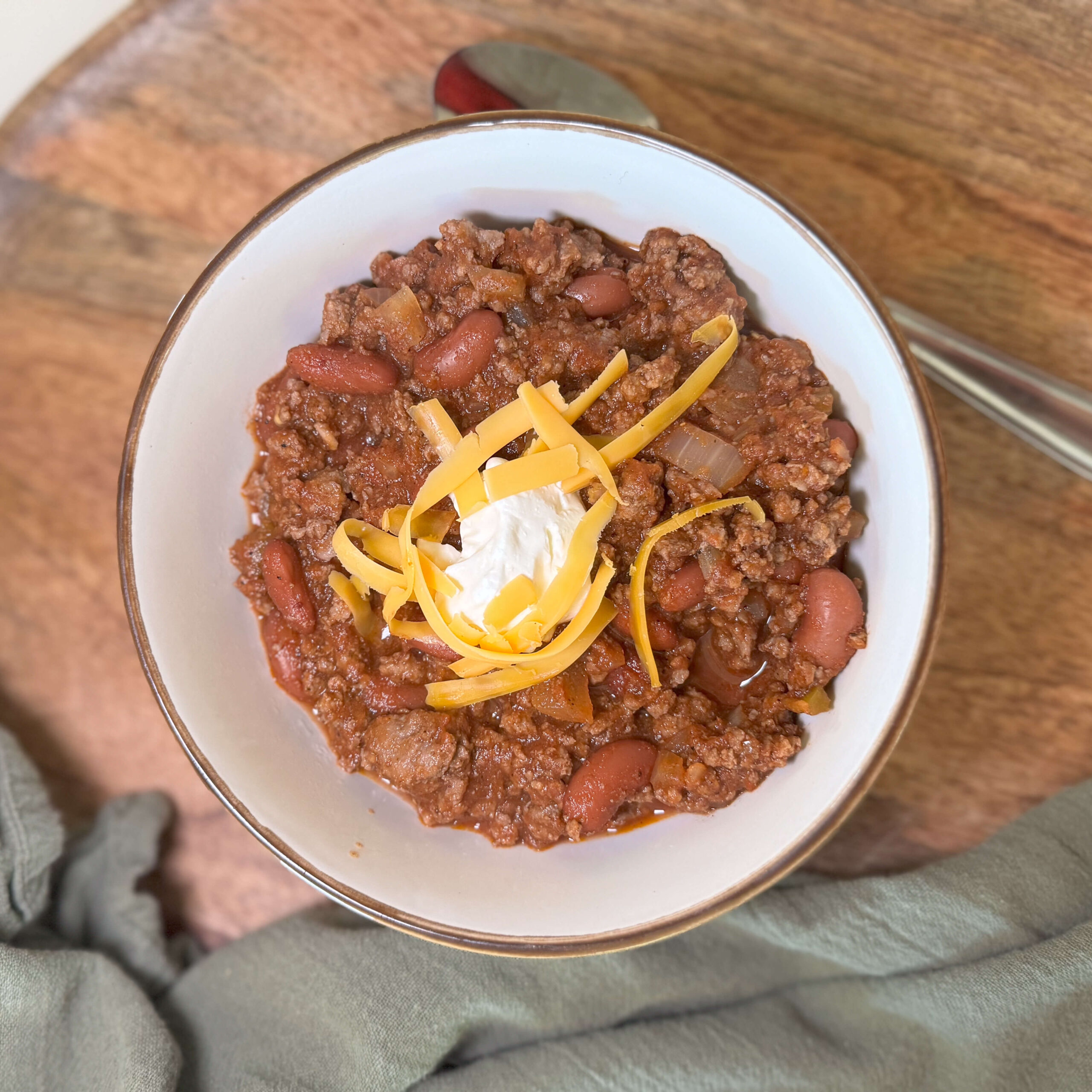 My sister's delicious blue ribbon chili recipe.