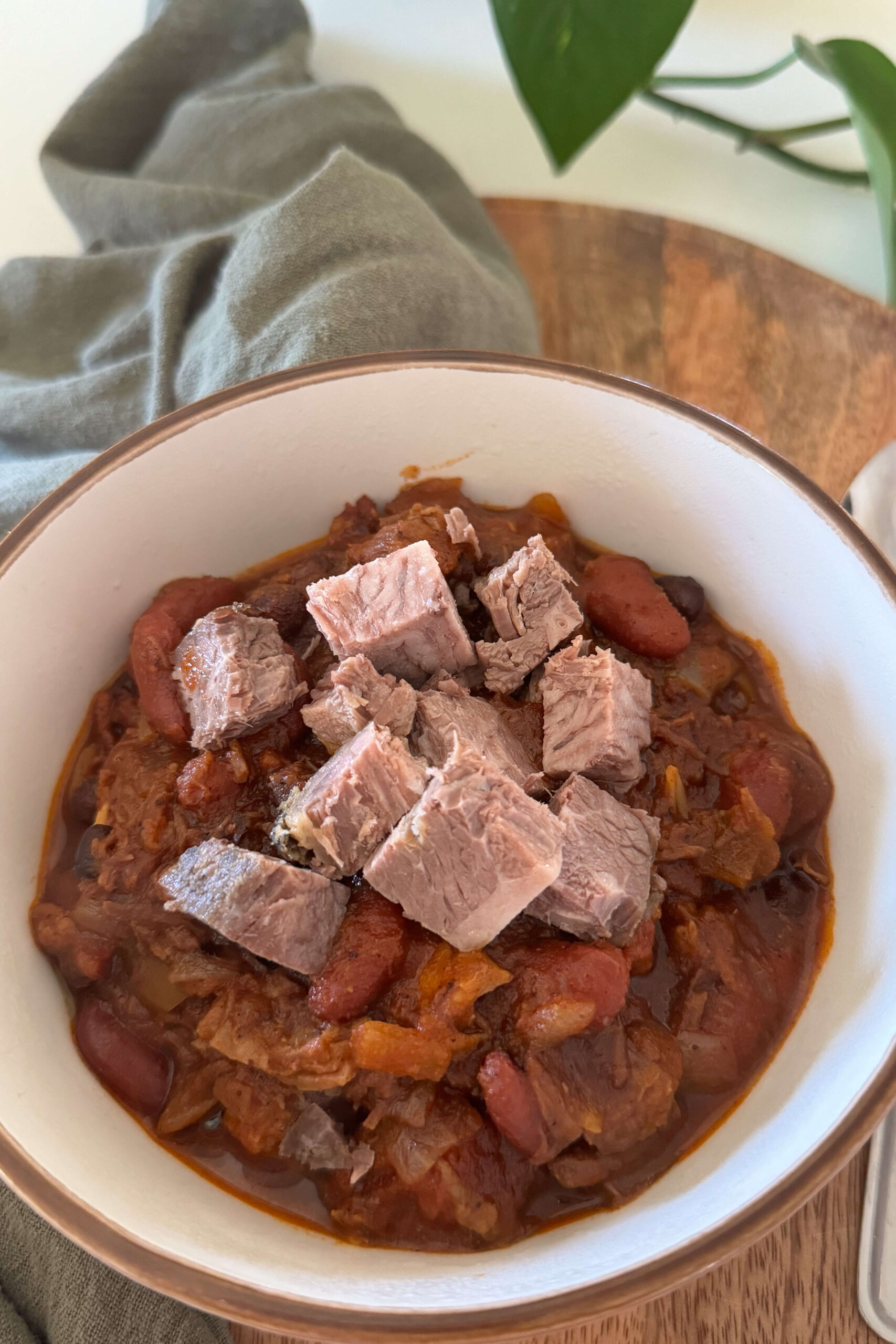 Super yummy brisket chili recipe from scratch.