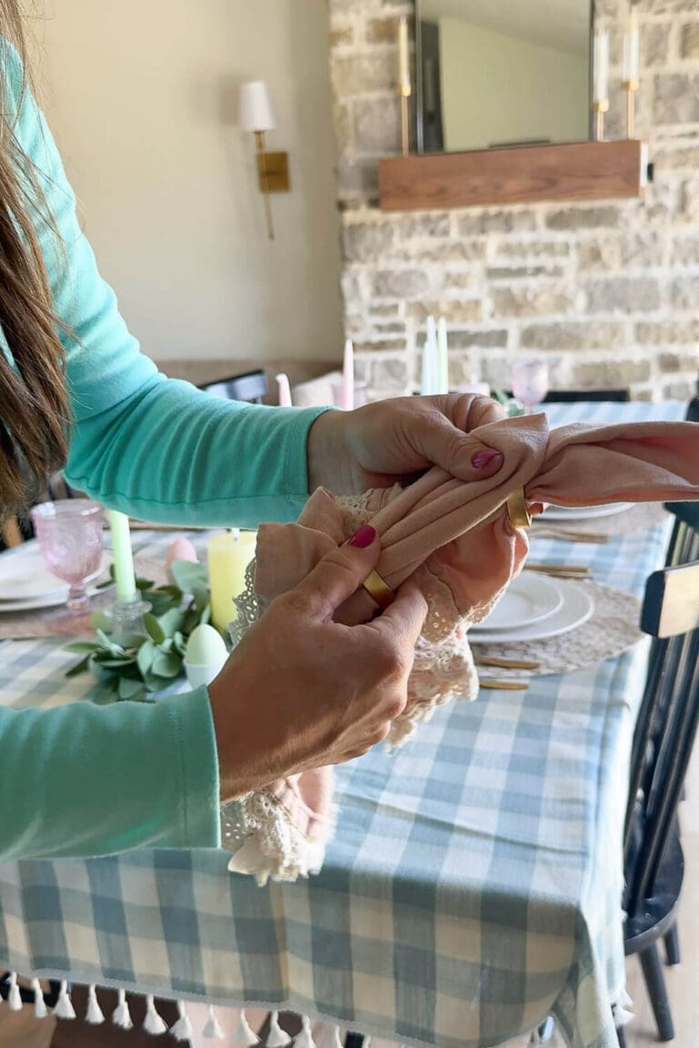 Easter Table Decor That's Fresh and Fun for Spring | Crystel Montenegro ...