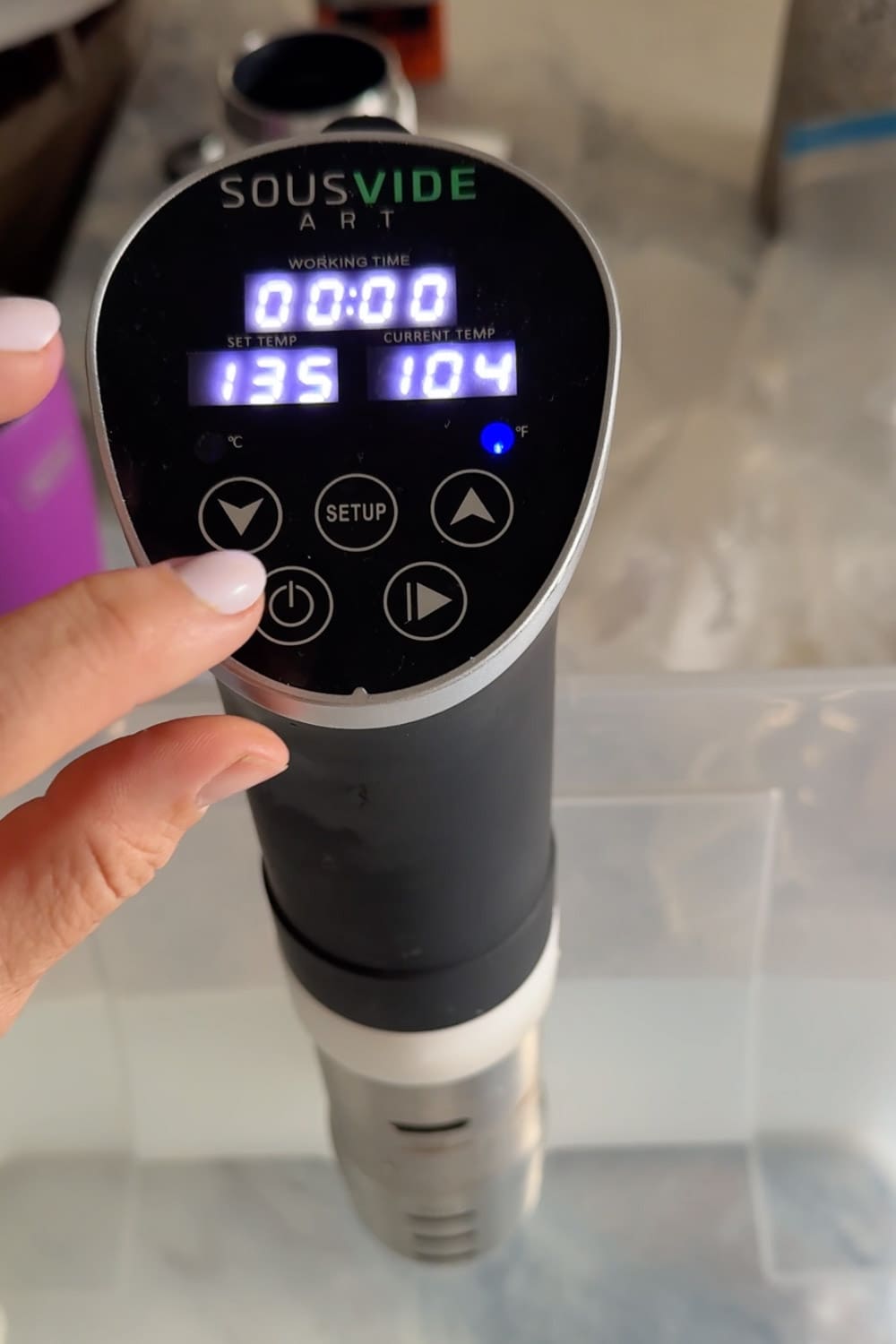 SousVide Art immersion circulator display set to 135°F for cooking steak to medium doneness